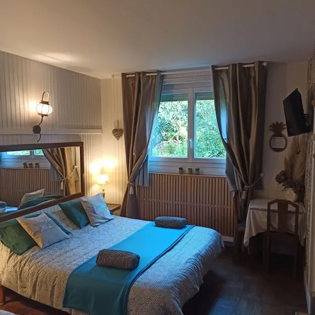 Bed and breakfast in Garennes sur Eure at Le Havre de paix for up to 3 people - Image 1