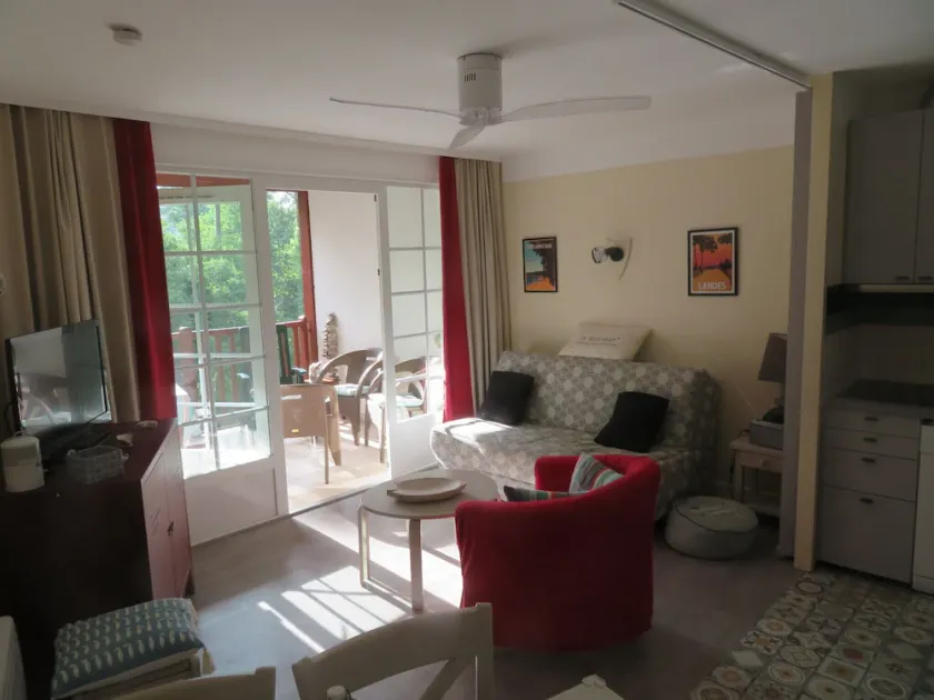 Appartement T2 dans Résidence avec piscine à Biscarrosse Lac - Image 1