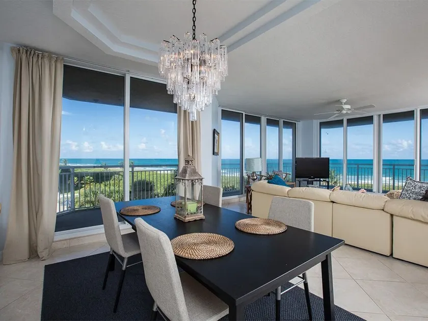 Famille Propriété Florida Oceanfront Condo - Image 1