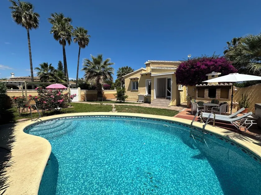 Villa Nido avec 2 chambres et piscine à Els Poblets - Image 1
