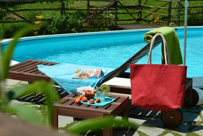 Adorable retreat in the woods with pool, near Florence! - Image 1