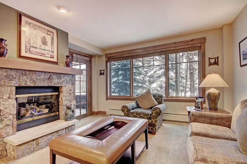 Ski-in 1Br Retreat Steps to Gondola + Main St, pour 4 personnes - Image 1