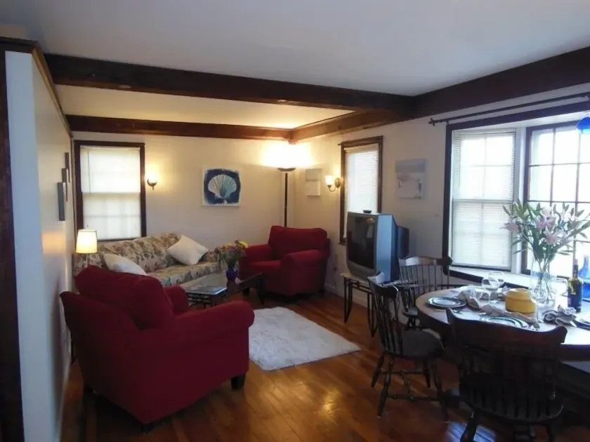 Urige One Bedroom Blick Nature Trail im historischen Marblehead - Image 1