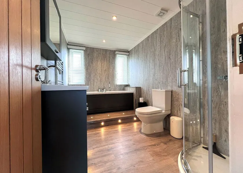 2 bedroom accommodation in Chipping - Image 1