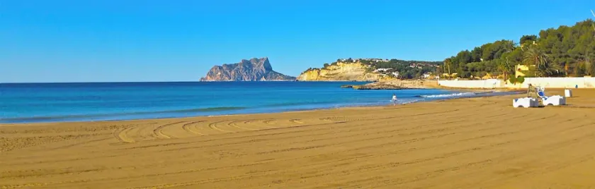 PEREFECT! ONLY 300mts from BEACHES AND MORAIRA TOWN CENTRE - Image 1