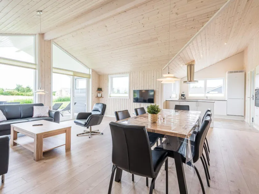 5 Star Holiday Home in Tarm - Image 1