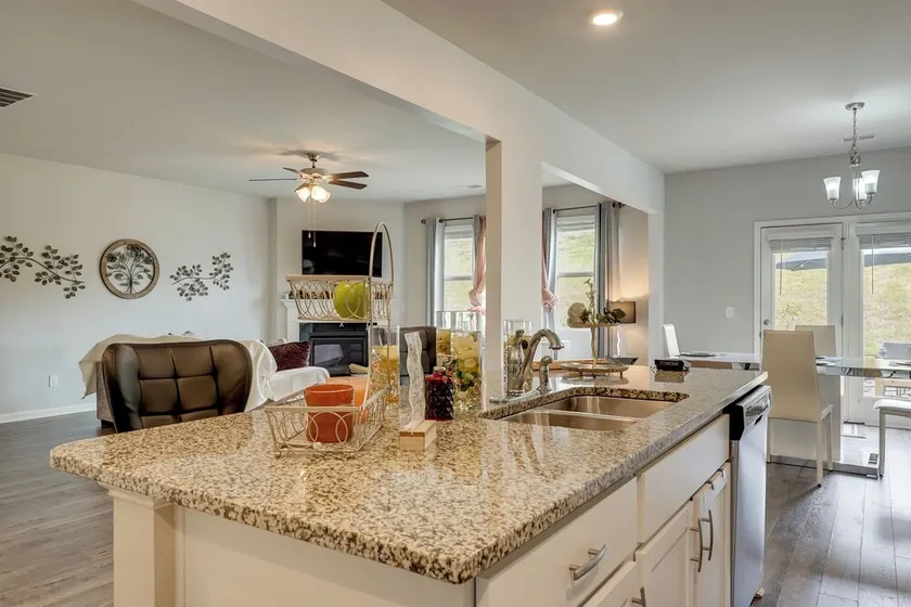 11 Mi to Bruce's Field! Tranquil Home w/ Garden - Image 1