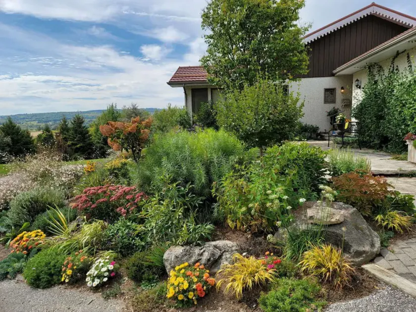 The Creemore Retreat, A Private, Natural Wonderland - Image 1