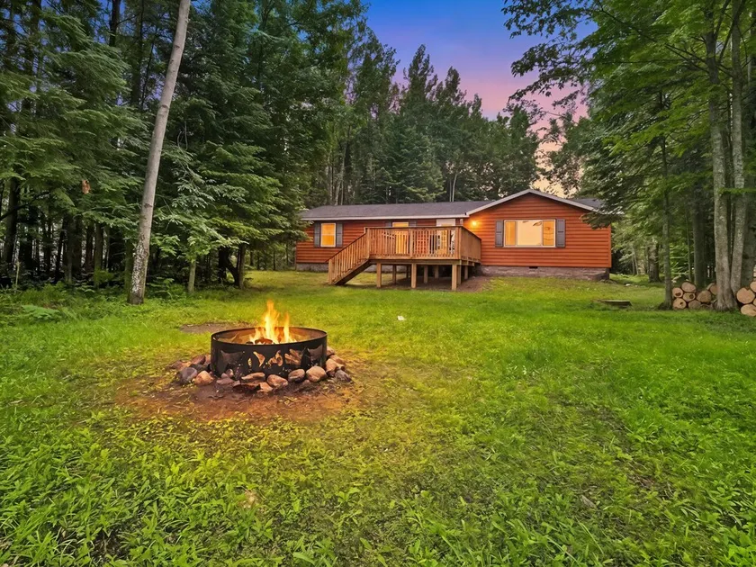 The Grouse Haus on Soo Lake - Image 1