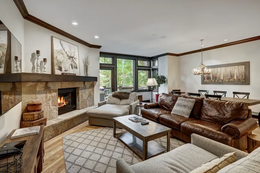 Comfort at Arrowhead Village - Steps from the lift condo - Image 1