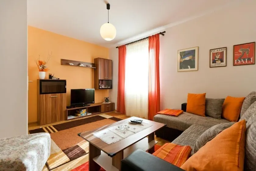 Top location, apartment for up to 4 persons, fully equipped for a relaxing and beautiful holiday - Image 1
