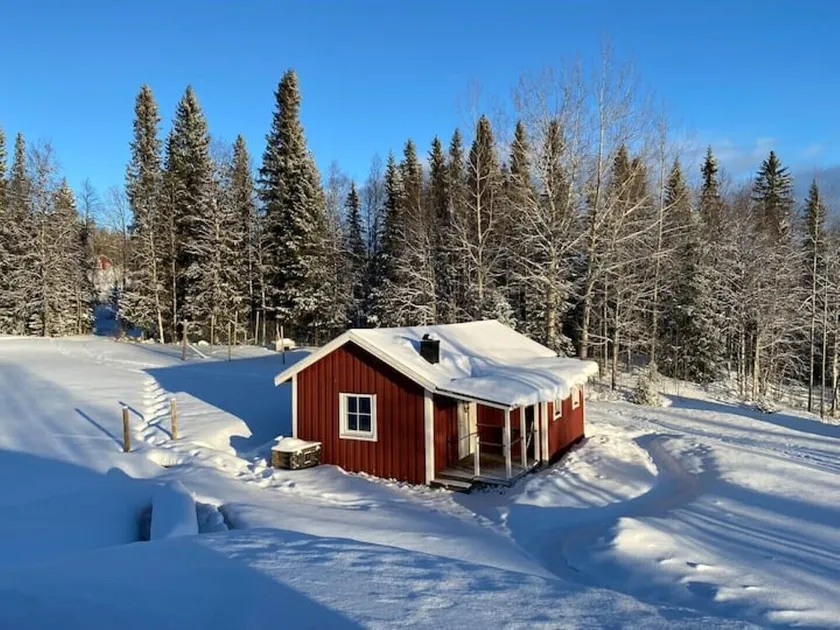 Northern Lights Guest House - Image 1