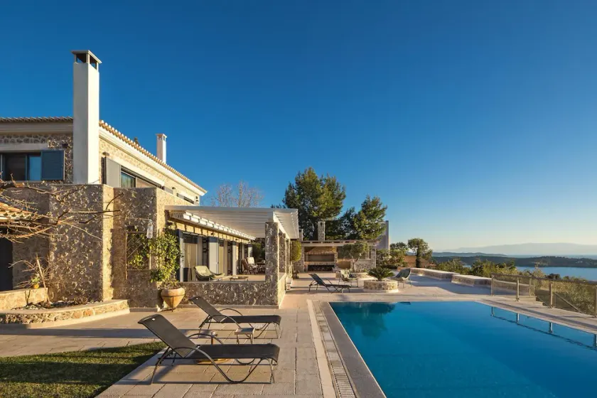 Secluded, Gorgeous villa with private pool and tennis court - Image 1