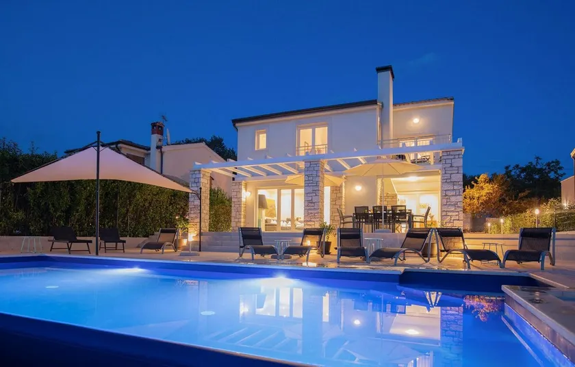 Beautiful Villa Fior di Lavanda in Visnjan - Image 1