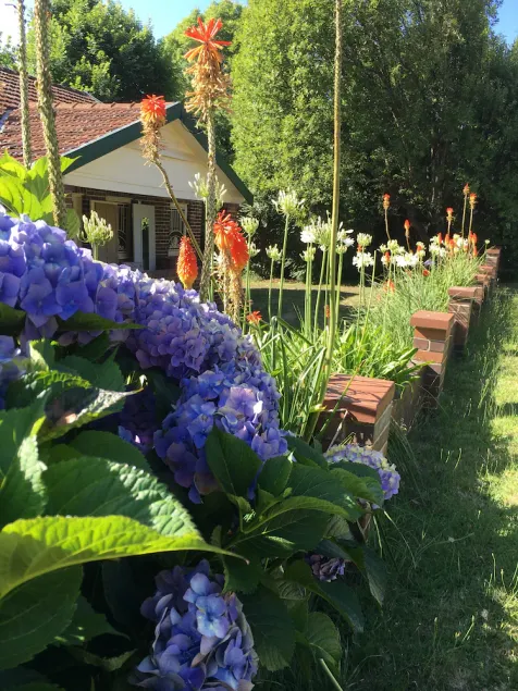 Coppin Cottage Country Retreat Mittagong Southern Highlands. - Image 1