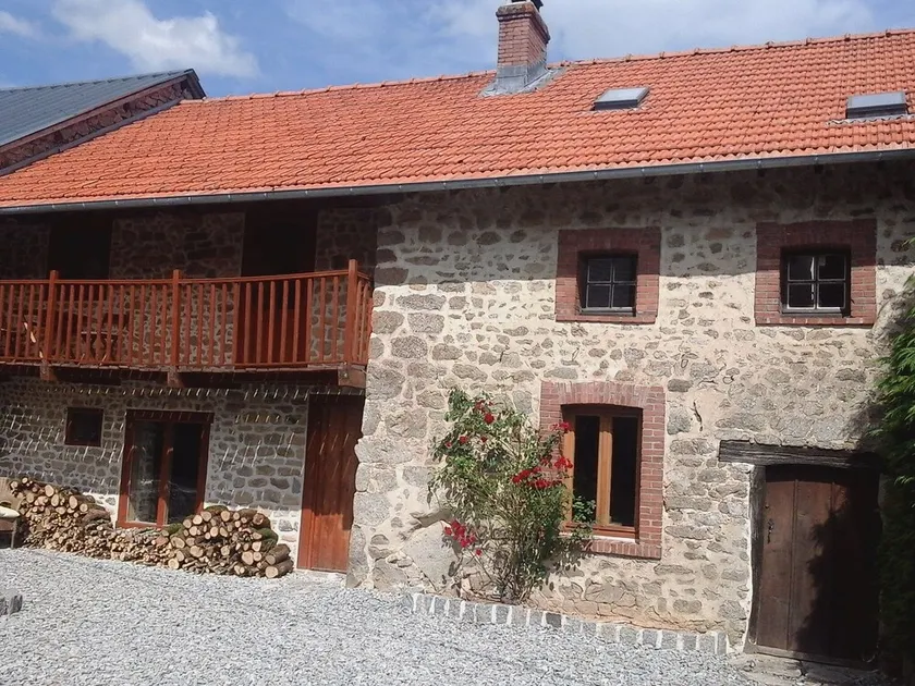 Omregnet Cottage And Barn I Small Hamlet - Image 1