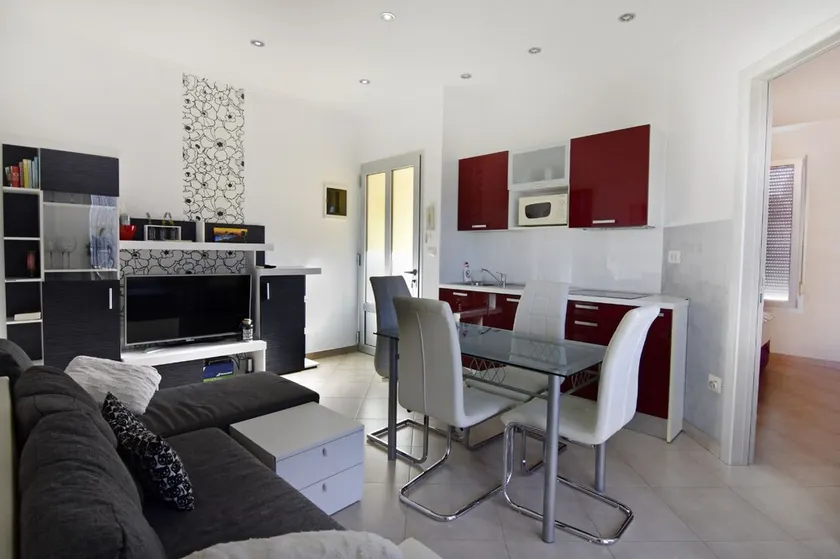 Umag Stella Maris Ines apartment near the sea, Wi-Fi, dishwasher - Image 1