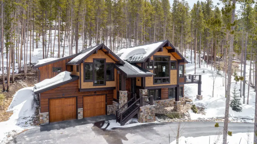 Breathtaking Views in Secluded Luxury Cabin in Breckenridge - Image 1