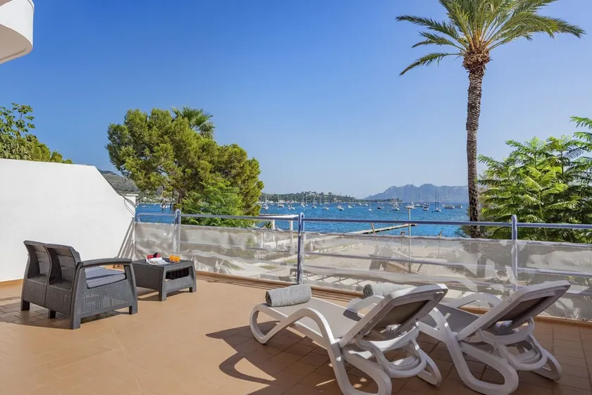 Seaview Apt Anita 1 by JS Villas - Image 1