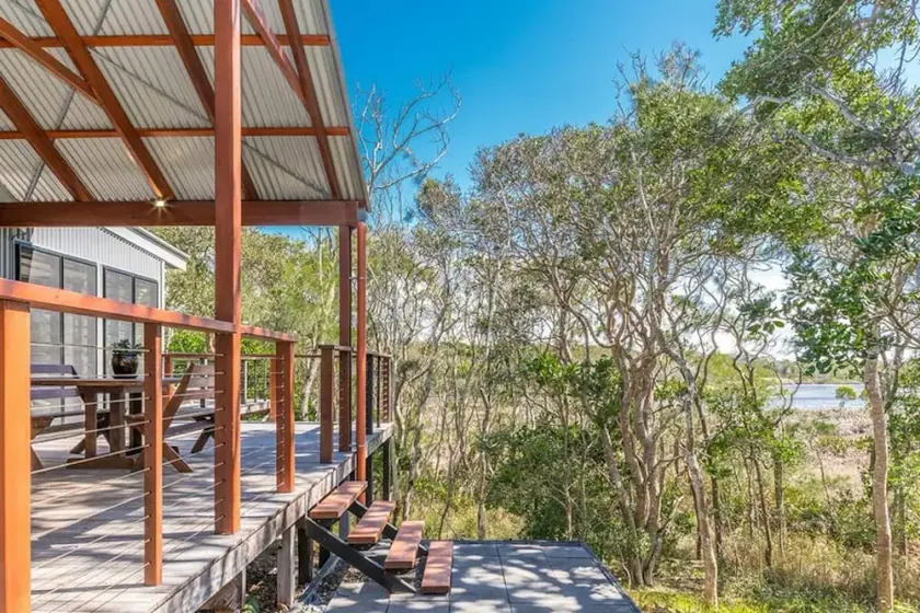 Arbour Lakeview Cottage - Image 1