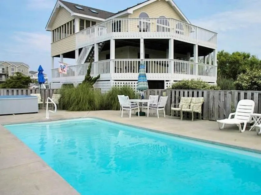 1418 - Windswept, Spacious 4-bed home in Corolla, NC, private pool. - Image 1