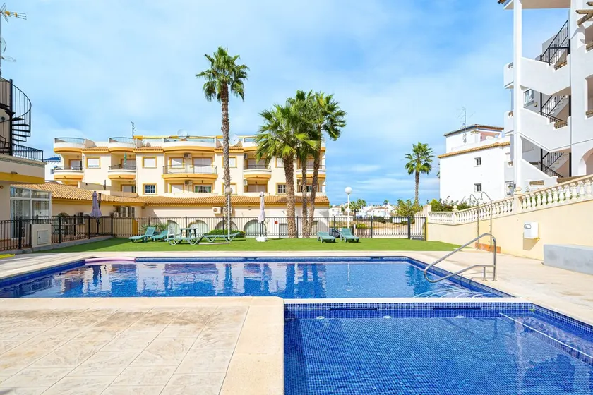 Villamartin apartment. Excellent location for Golfers, Cyclists and Hikers - Image 1