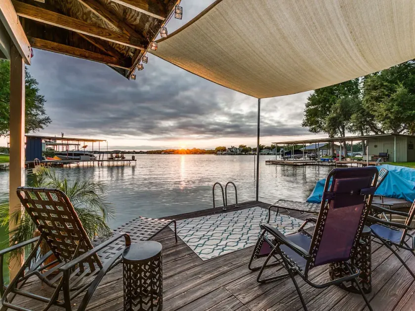 LBJ Lakefront-Private dock and great sunsets! Monthly furnished rental. - Image 1