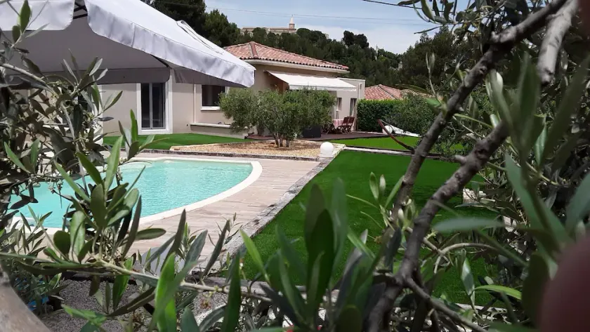 PROMO 10 minutter fra AVIGNON moderne villa visning + pool CALM GRATIS WIFI - Image 1