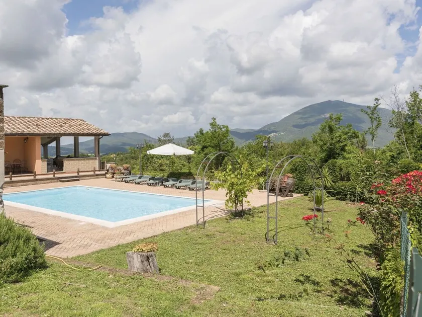 Bellissima villa indipendente per 6 ospiti con WIFI, piscina privata, TV, terrazza e animali ammessi - Image 1