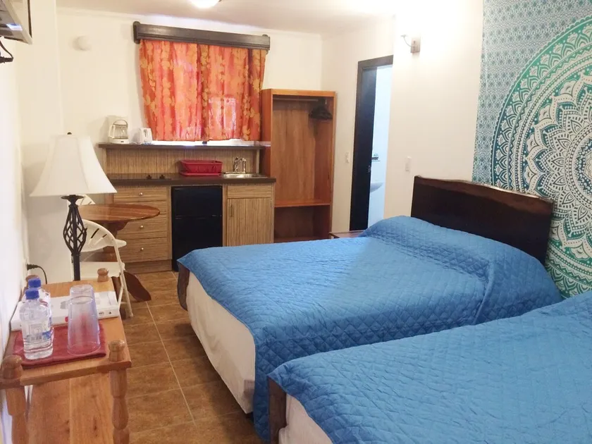 Two double-bed with fully kitchen at Easy Inn - Image 1