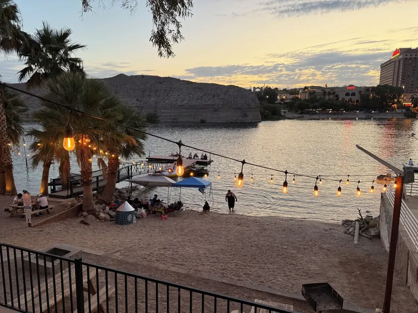 Family River Retreat - Image 1