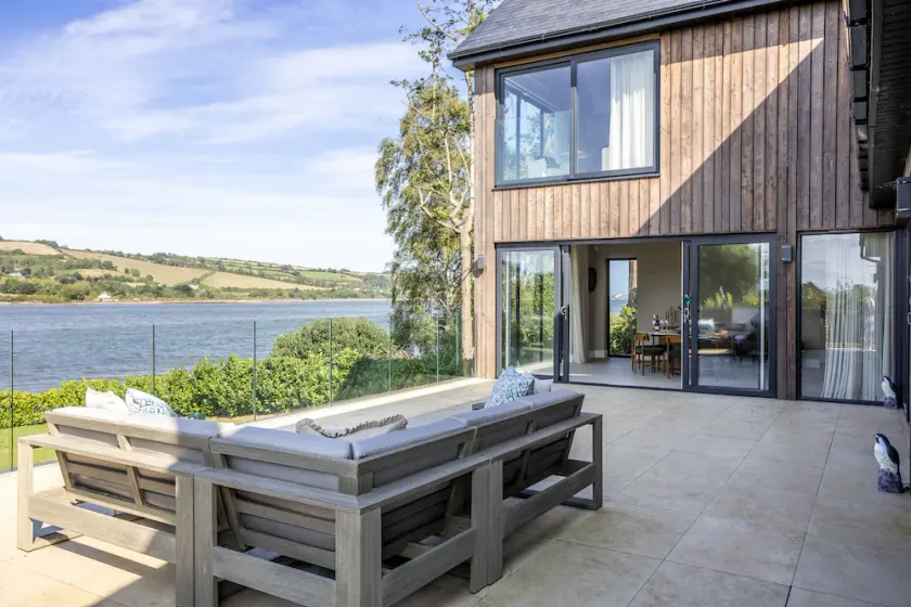 Gable View - Luxury Riverside Sanctuary - Image 1