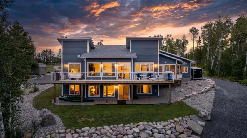 Gorgeous Cottage on Black Sturgeon Lake - Kenora, Ontario - Image 1