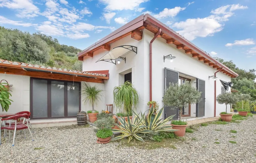 2 Bedroom Beautiful Home In Santa Teresa Di Riva - Image 1