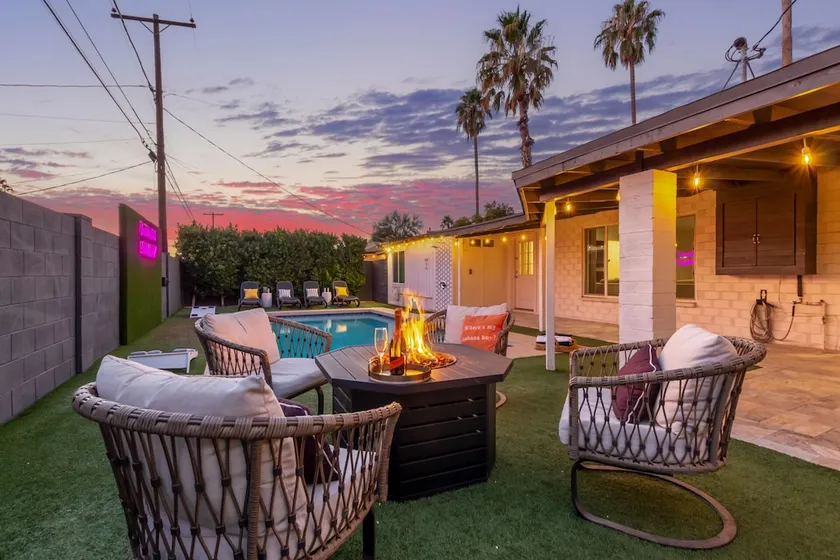 Awesome 5 Bed, 3 Bath, Great Old Town Location - Image 1