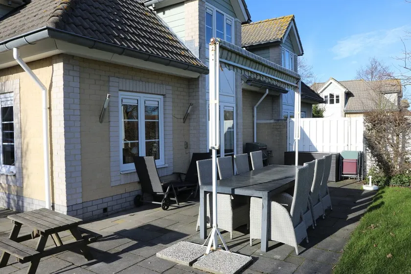 Ferienhaus Franzen: confortavelmente mobilados com jardim, sauna e terraço - Image 1