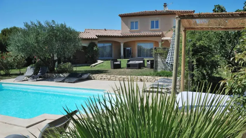 Villa 150 m2 stående med sin opvarmede pool og private spa. - Image 1