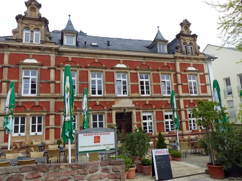 HAARDTER WINZER (Whg. 2) renovated and lovingly decorated \"Palzcard-Partner\" - Image 1