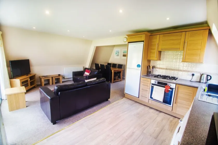Holiday Lodge 2 bedrooms, pool, gym, tennis, in beautiful Cornish countryside - Image 1