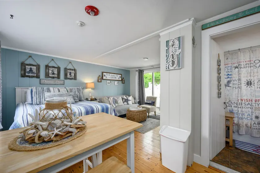 Charming Dennis Port Getaway for Two with Pool Walk to Beach - Image 1