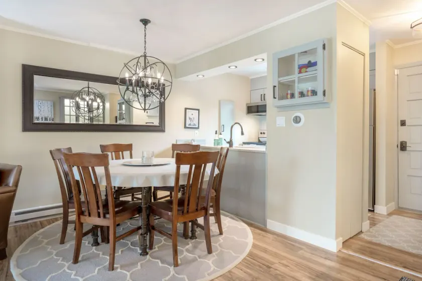 Newly remodeled condo in great location with fabulous views!! - Image 1