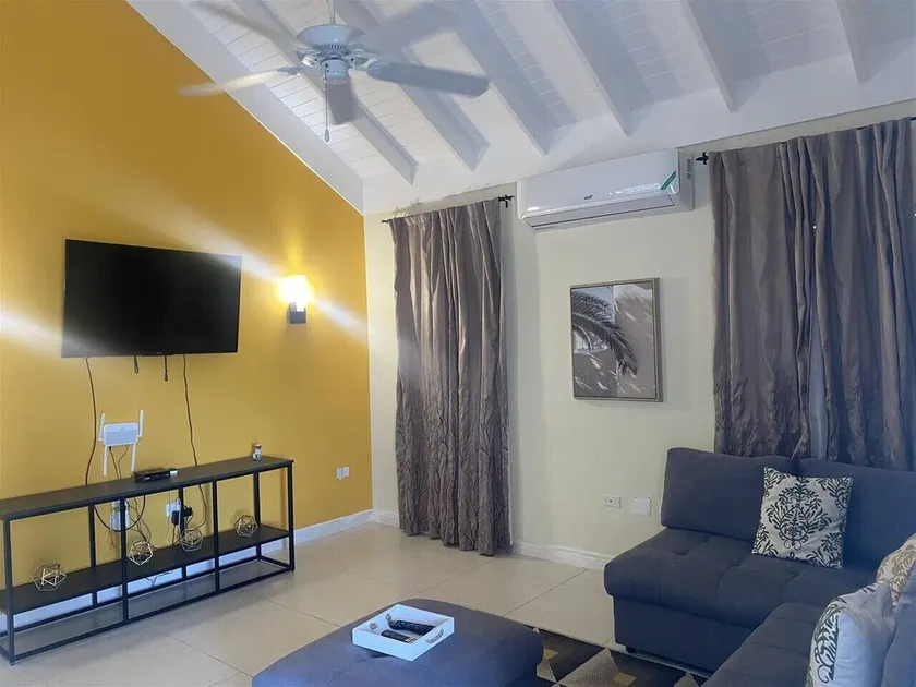 Sunshine Paradise Villa @ Richmond Estate - Image 1
