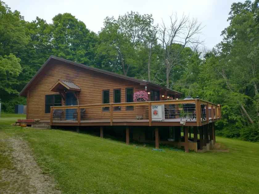 Beautiful Secluded Cabin with hot tub on 50 acres - Image 1