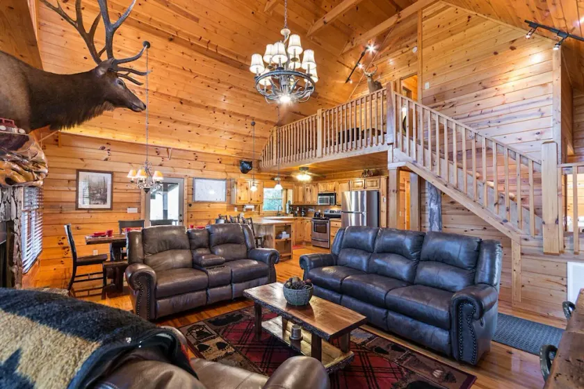 Luksus REALOG Cabin-Noisy Trout Creek-Great MTN / Valley Views-WIFI-FirePit-Arcade - Image 1