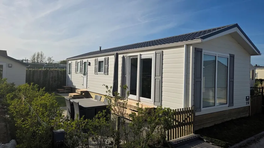 Chalé de Luxo para 4 pessoas em Holiday Park Zonnedorp (Renesse, Países Bajos) - Image 1