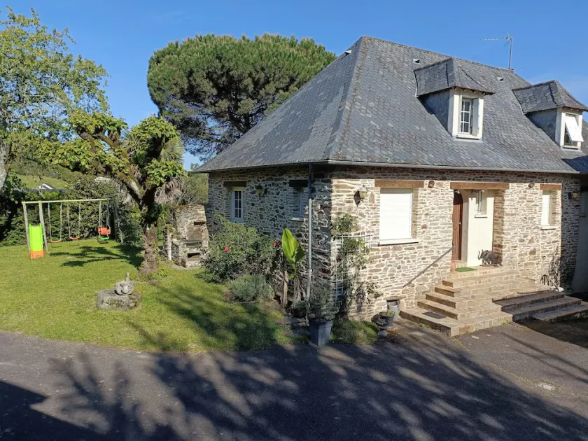 Vacation home in Corrèze 8 people - Image 1