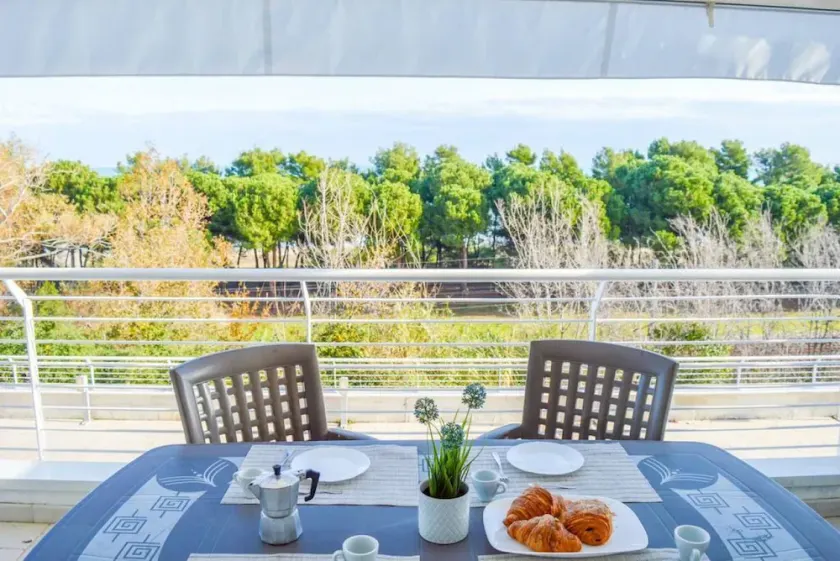 Cerrano Park A06 - Solano - Apartment with garden and terrace with seaview - Image 1