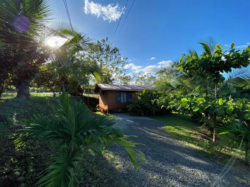 Bungalows Yakari Grei - Image 1