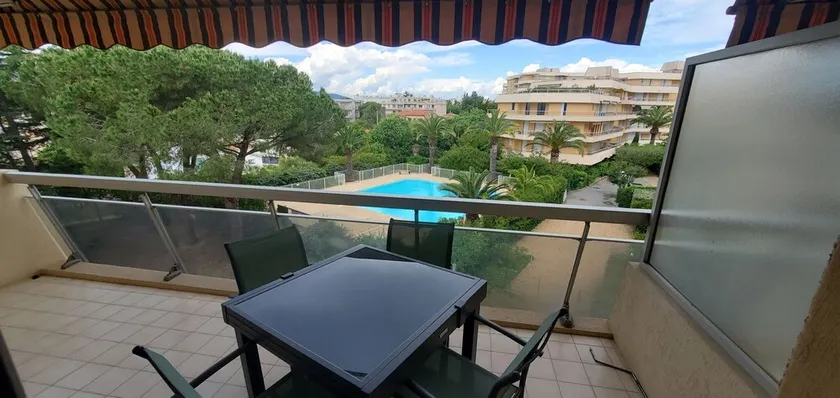 MIOUGRANO 2 Pieces Climatise 47m2 Piscine, Parking - Image 1