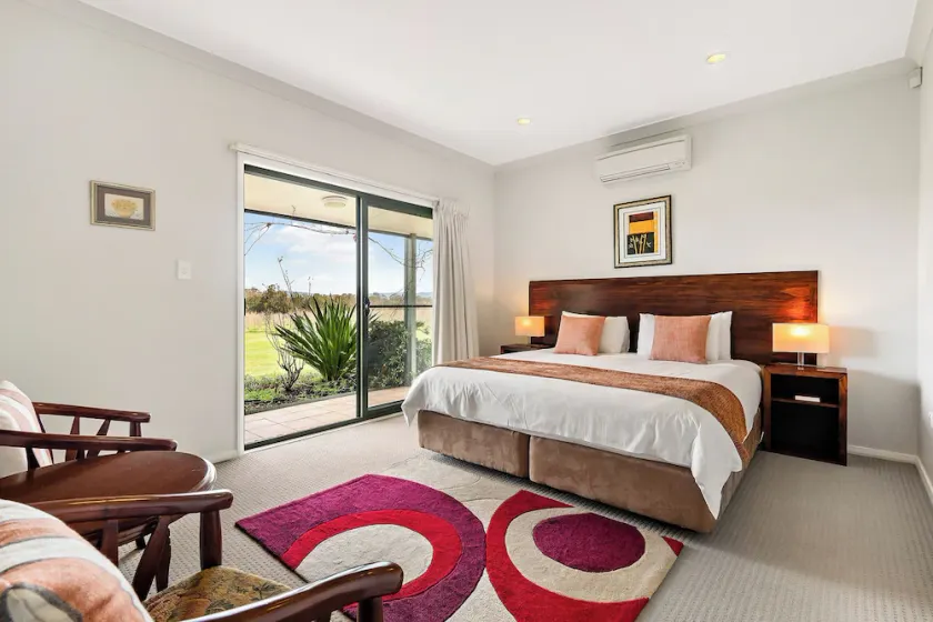 Talga Estate, Lovedale - 1 Bedroom - Image 1